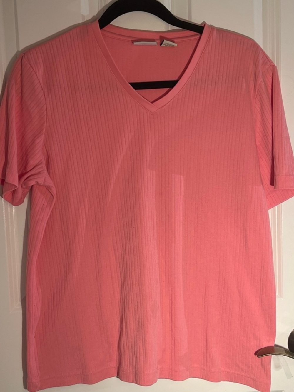 Classic Men's Ribbed V-Neck Short Sleeve Shirt - Pink